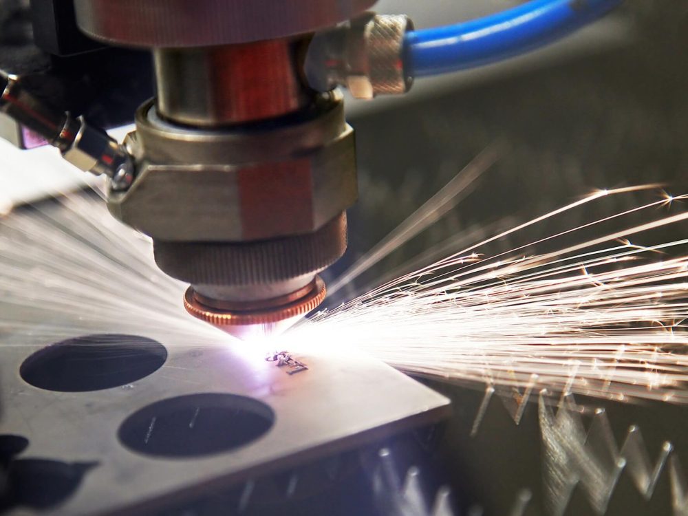 cutting-steel-with-a-laser-1.jpg